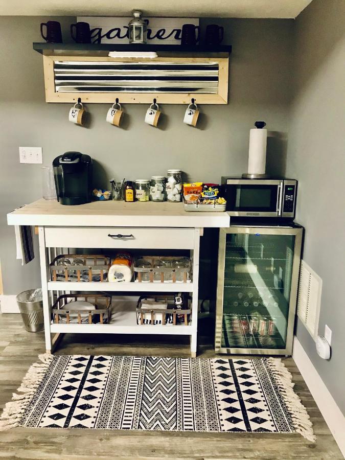 Modern 2 Bedroom Private Suite Near Pisgah & Dupont Forests Horse Shoe Esterno foto